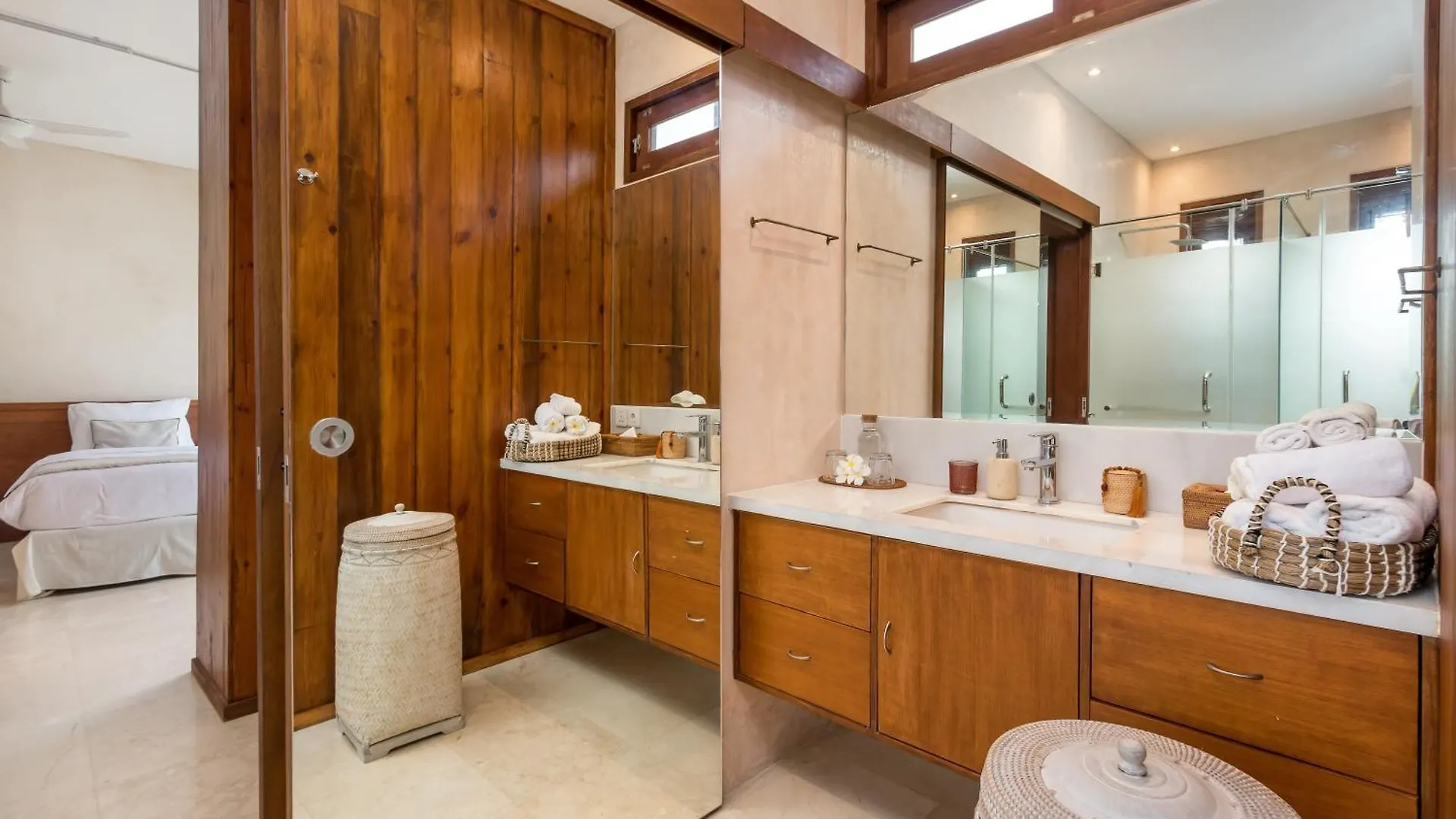 Villa Aloui By Villa Finder Kerobokan  Indonesia