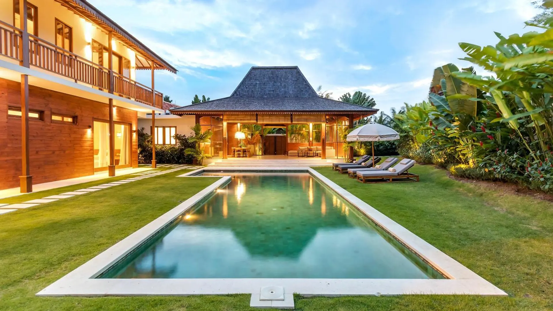 Villa Aloui By Villa Finder Kerobokan