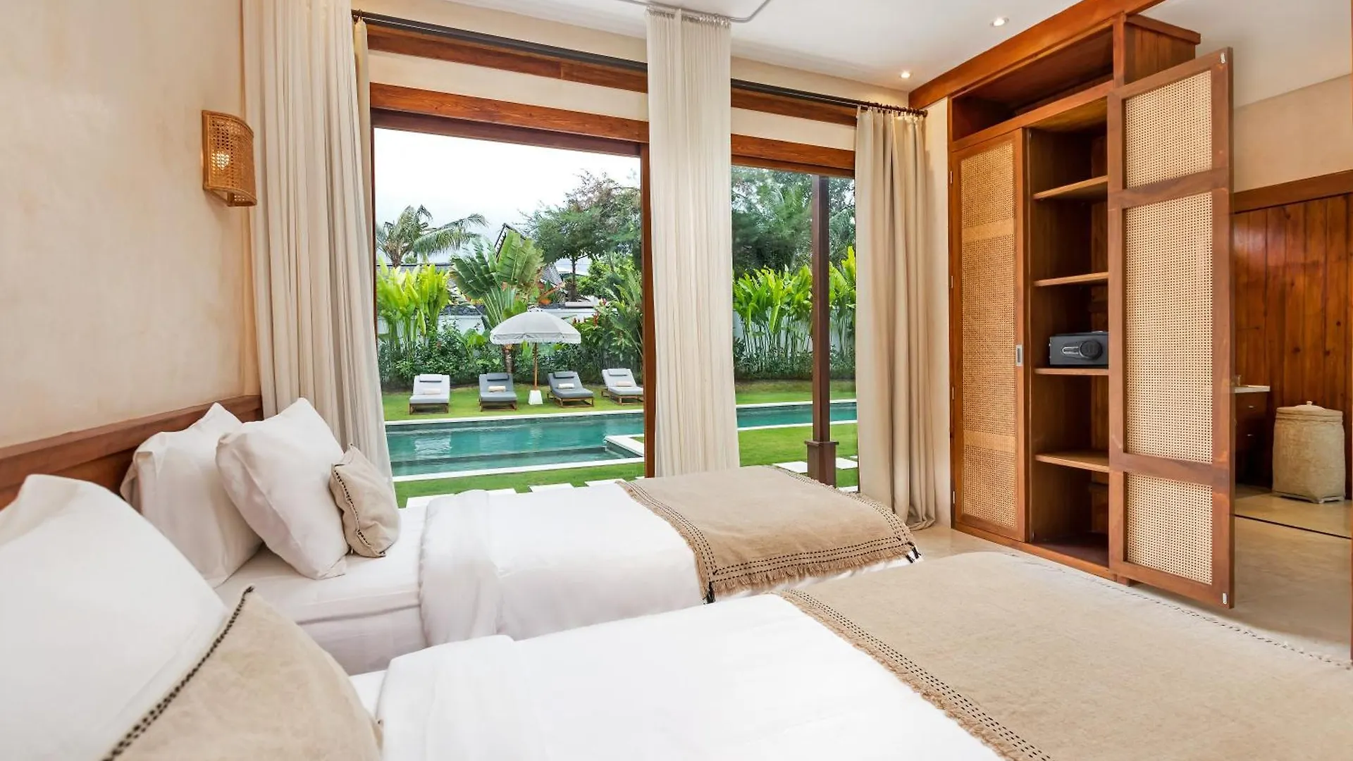 Villa Aloui By Villa Finder Kerobokan